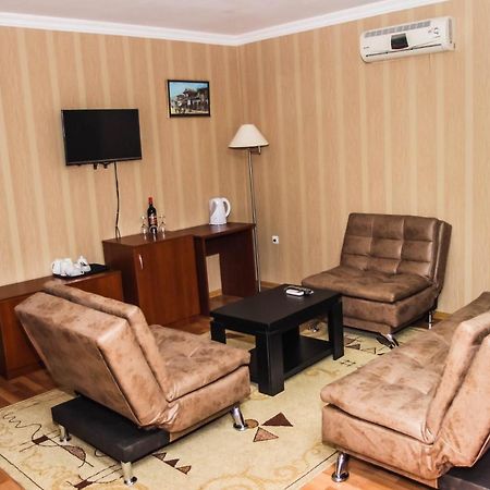 Hotel Istanbul บาทูมิ ภายนอก รูปภาพ