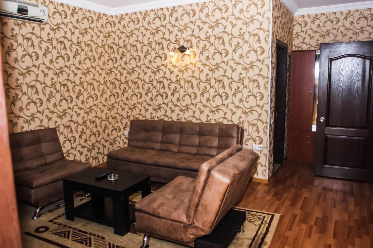 Hotel Istanbul บาทูมิ ภายนอก รูปภาพ