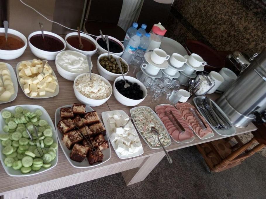 Hotel Istanbul บาทูมิ ภายนอก รูปภาพ